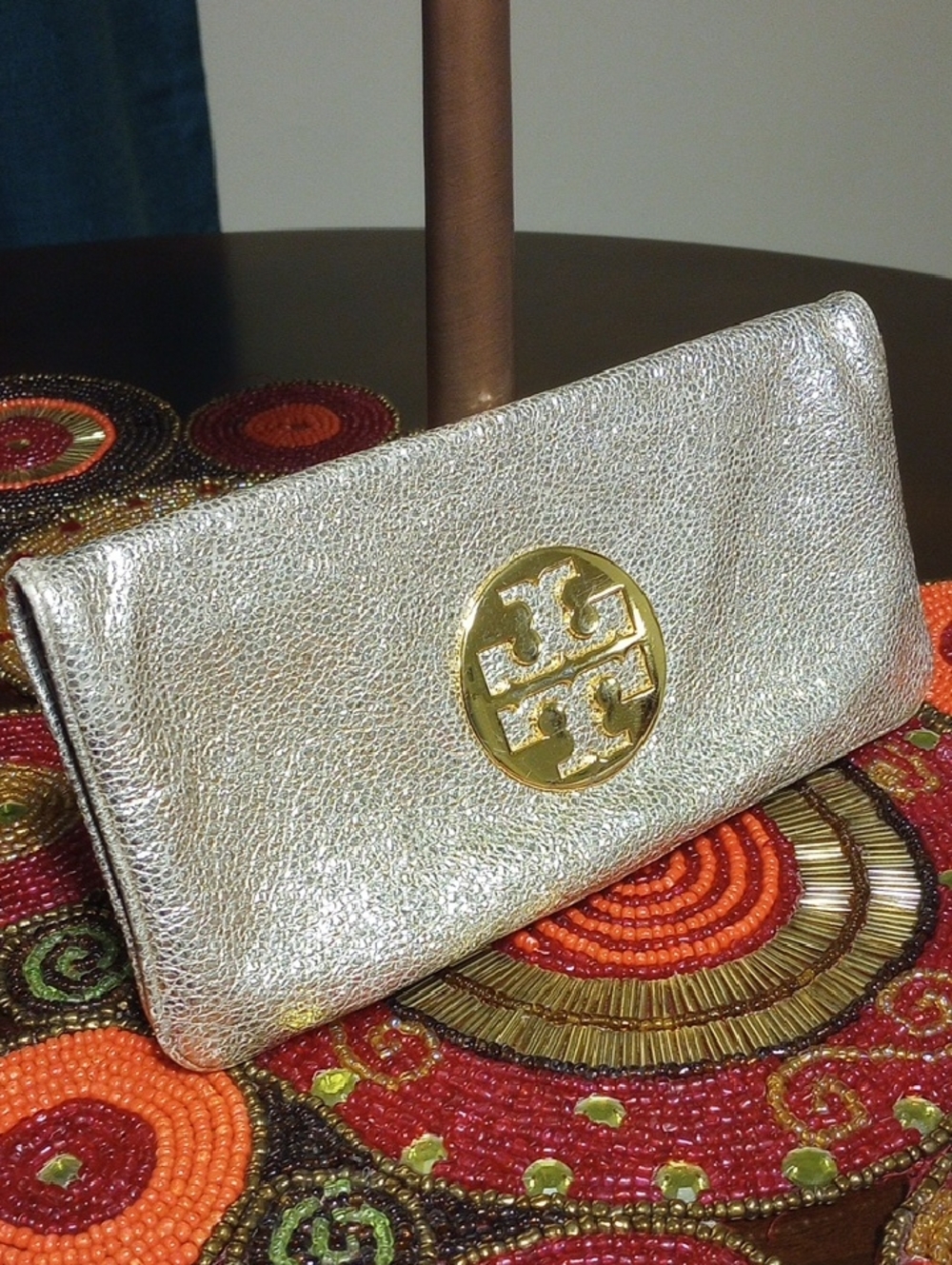 Tory Burch Metallic Gold Logo Clutch - Picture 8 of 16